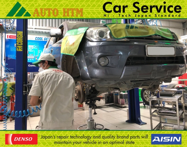 THAY PHUỘC XE TOYOTA  FORTUNER AUTO HTM SERVICE 31